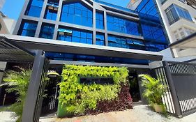 BAMBINA HOTEL -Adultos Somente